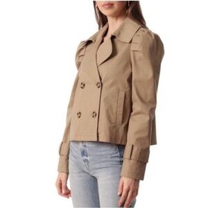 GUC. Avec Les Filles Double Breasted Trench Jacket. Classi. Chic. Puffed Sleeve
